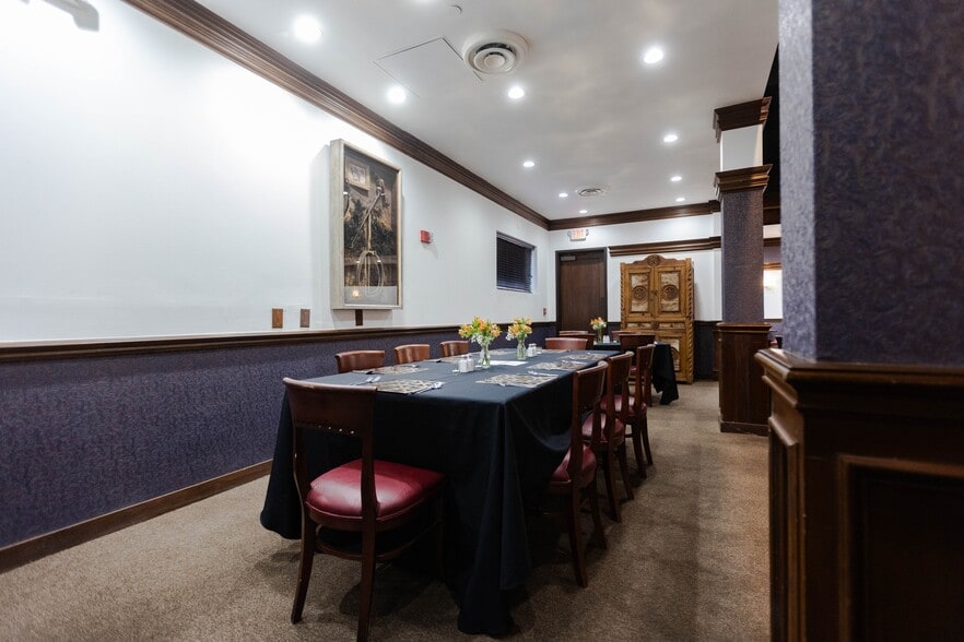 More Photos Of 6263 State Highway 66, Tulsa Restaurant For Sale