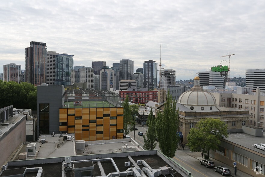 More Photos Of 1430 Summit Ave, Seattle Apartments For Lease