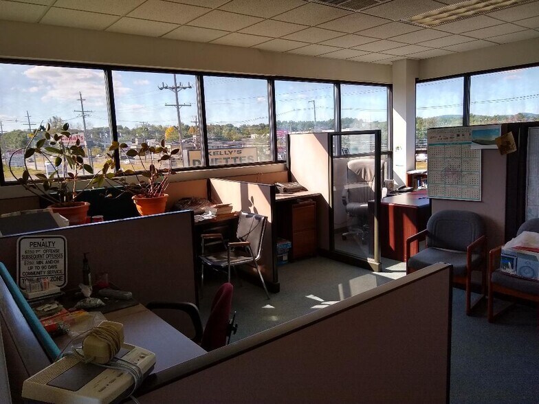 More Photos Of 755 Route 46, Parsippany Freestanding For Lease