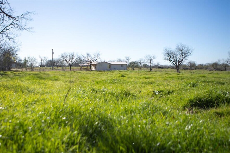 More Photos Of 2095 Bridal Path Rd, Luling Land For Sale