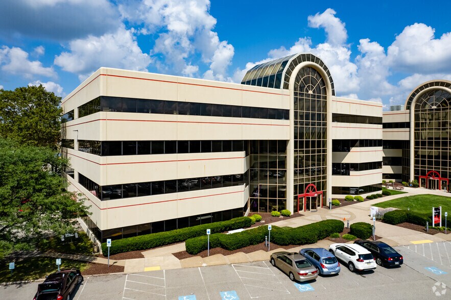 More Photos Of 4075 Monroeville Blvd, Monroeville Unknown For Lease