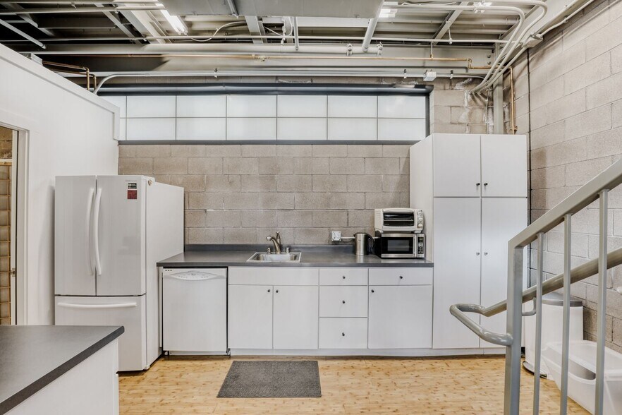 More Photos Of 3528 Tejon St, Denver Office For Sale