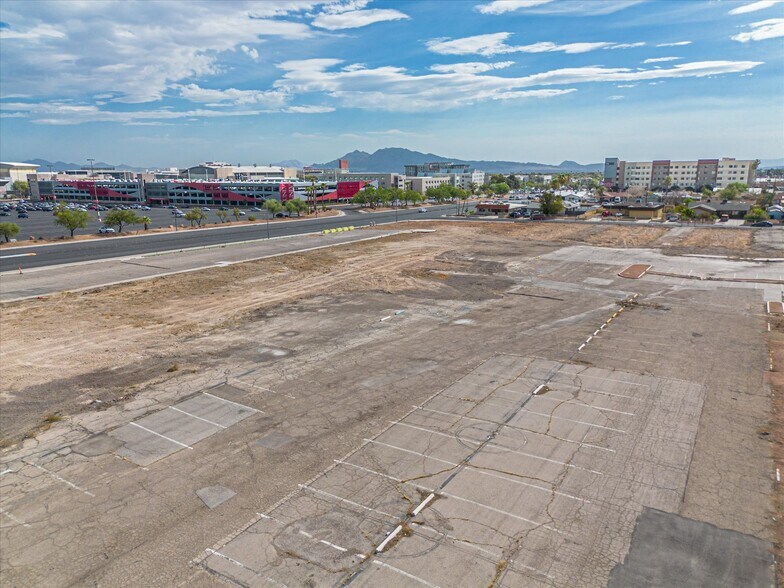 More Photos Of 851 E Tropicana Ave, Las Vegas Land For Sale