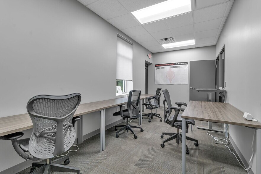 More Photos Of 6031-6045 Transit Rd, East Amherst Unknown For Lease