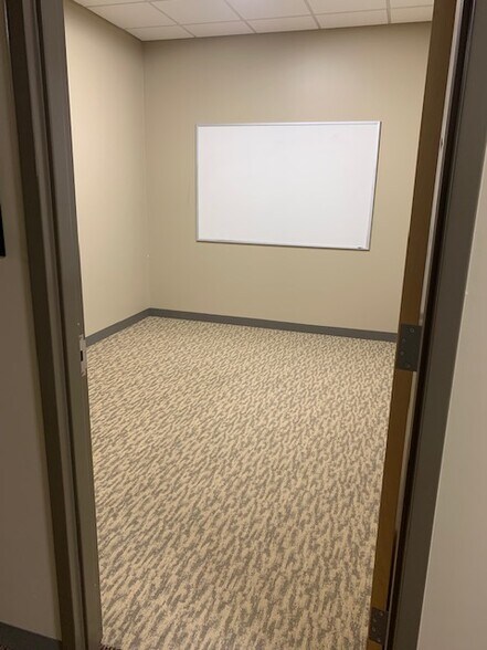 More Photos Of 309-313 S Broadway, Rochester Storefront For Lease