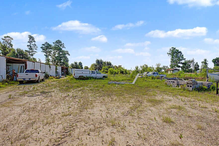 More Photos Of 776 Yaupon Cove Dr, Onalaska Specialty For Sale