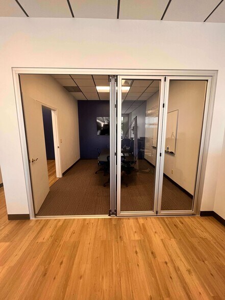 More Photos Of 14247 O'Connell Ct, Savage General Retail For Lease