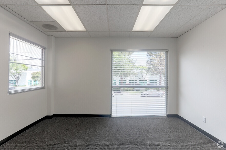 More Photos Of 2060 Walsh Ave, Santa Clara Unknown For Lease