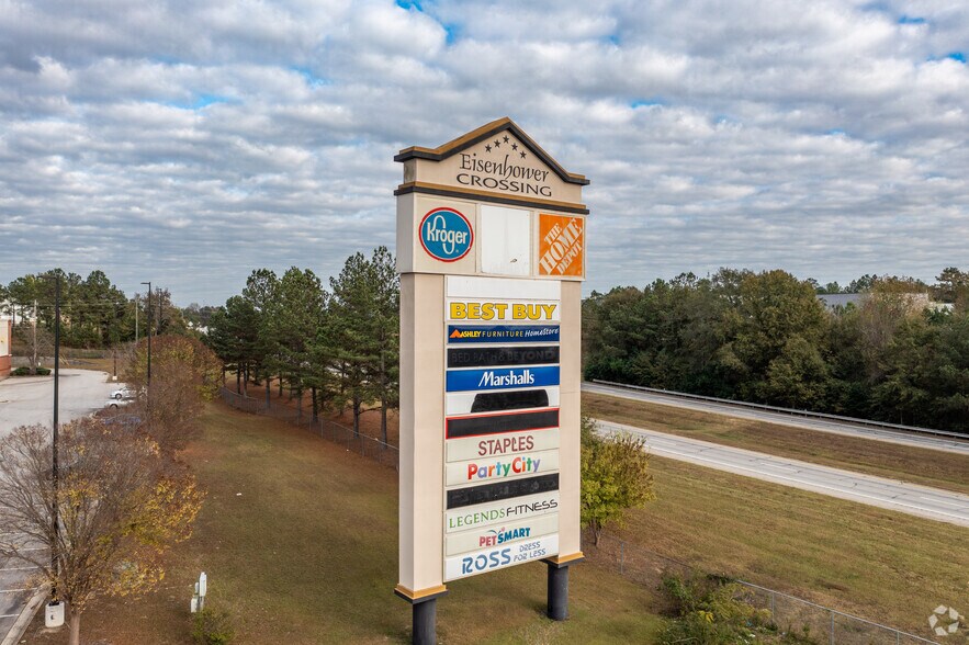 More Photos Of 4685 Presidential Pky, Macon-Bibb Unknown For Lease