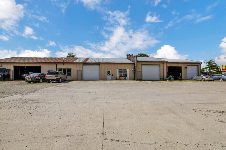 More Photos Of 1005 Delaware Ave, Marysville Industrial For Sale
