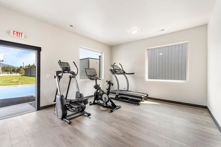 More Photos Of 4002 Boyer rd, Sandpoint Self Storage For Sale