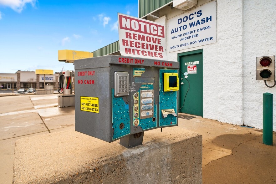 More Photos Of 626 Carpenter Dam Rd, Hot Springs National Park Specialty For Sale
