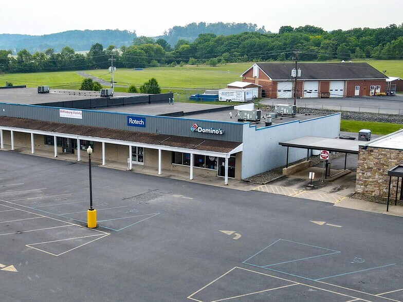 More Photos Of 45 E Chestnut St, Mifflinburg Unknown For Lease