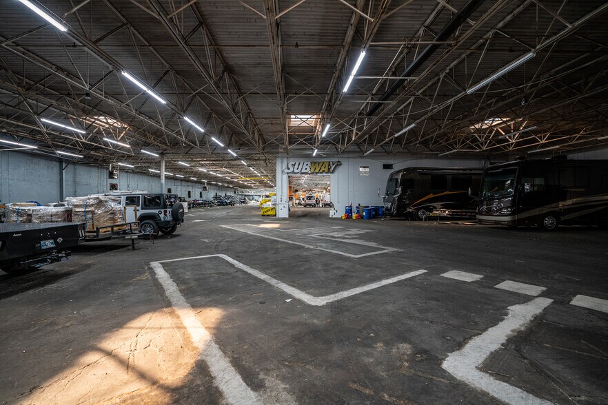 More Photos Of 6308 E 15th St, Tulsa Manufacturing For Lease