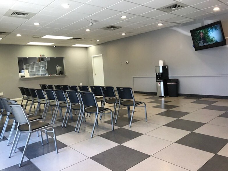 More Photos Of 4550 E Charleston Blvd, Las Vegas Medical For Lease