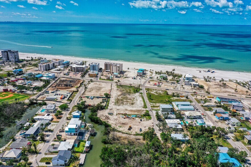 More Photos Of 100 Chapel St, Fort Myers Beach Land For Sale