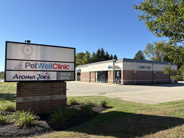 More Photos Of 10 Andrews Rd, Somersworth Freestanding For Lease