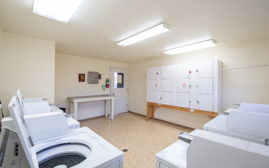 More Photos Of 2394 Marion St, North Bend Apartments For Sale