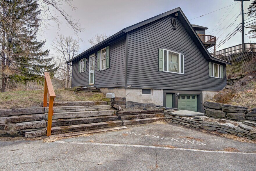 More Photos Of 141 Bellemonte Ave, Hawley Apartments For Sale