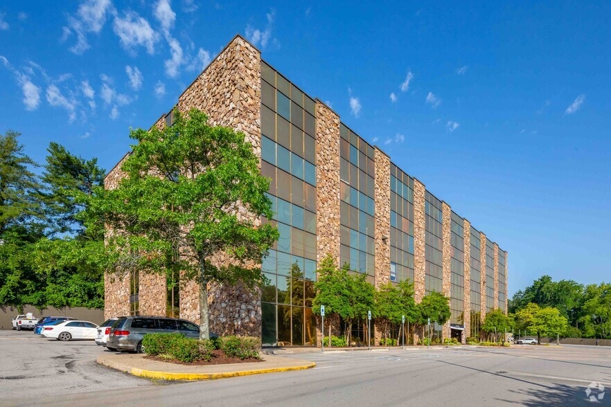 More Photos Of 1161 Murfreesboro Rd, Nashville Office For Lease