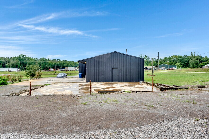 More Photos Of 38178 Us Highway 231, Ashville Freestanding For Sale