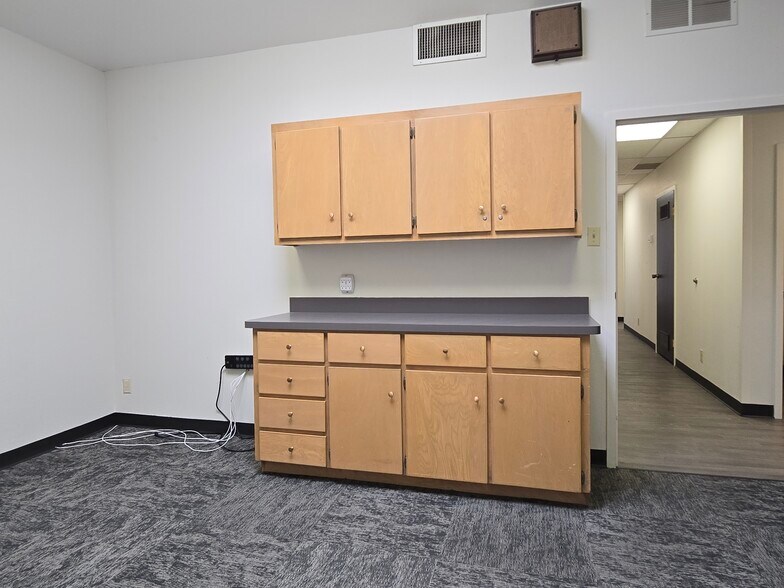 More Photos Of 4201 Camp Bowie Blvd, Fort Worth Medical For Lease