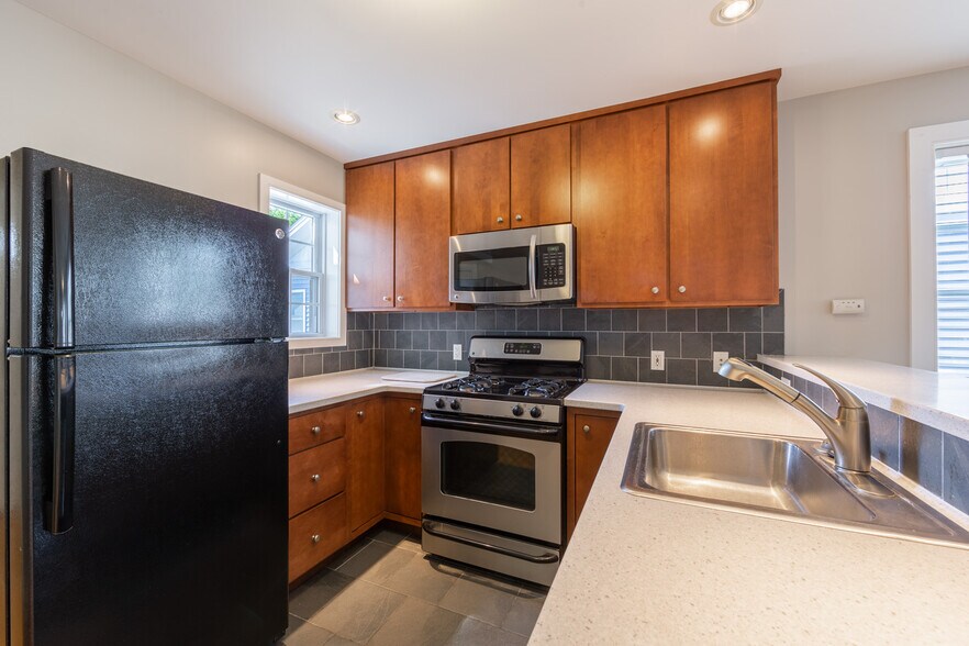 More Photos Of 123 Garrett Ave, Bryn Mawr Apartments For Sale