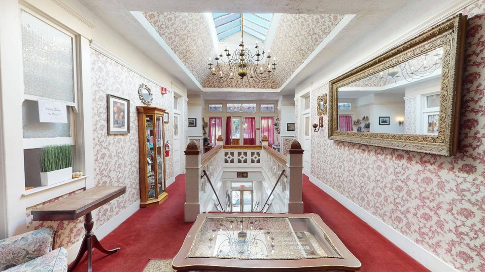 More Photos Of 61 Main St, Bisbee Hotel For Sale