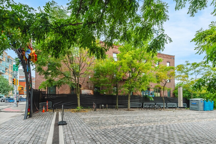 More Photos Of 110 Kent Ave, Brooklyn Warehouse For Sale