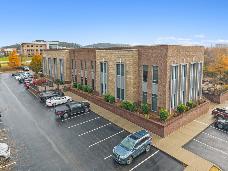 More Photos Of 2179 Edward Curd Ln, Franklin Loft Creative Space For Sale