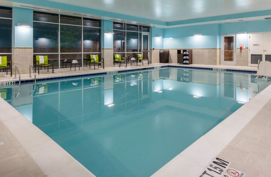 More Photos Of 2692 Peachtree Pky, Suwanee Hotel For Sale