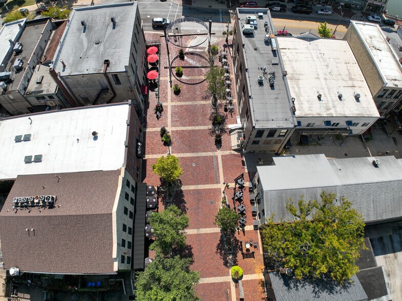 More Photos Of 10 N River St, Batavia Apartments For Sale