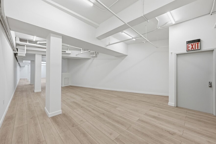 More Photos Of 254 W 10th St, New York Apartments For Sale