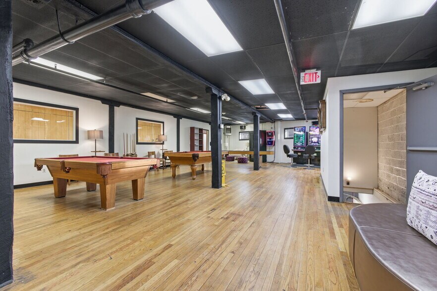 More Photos Of 2 Chapel St, Honesdale Flex For Lease