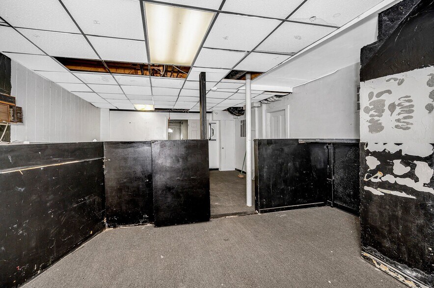 More Photos Of 16-20 Concord st, Lowell Office For Lease