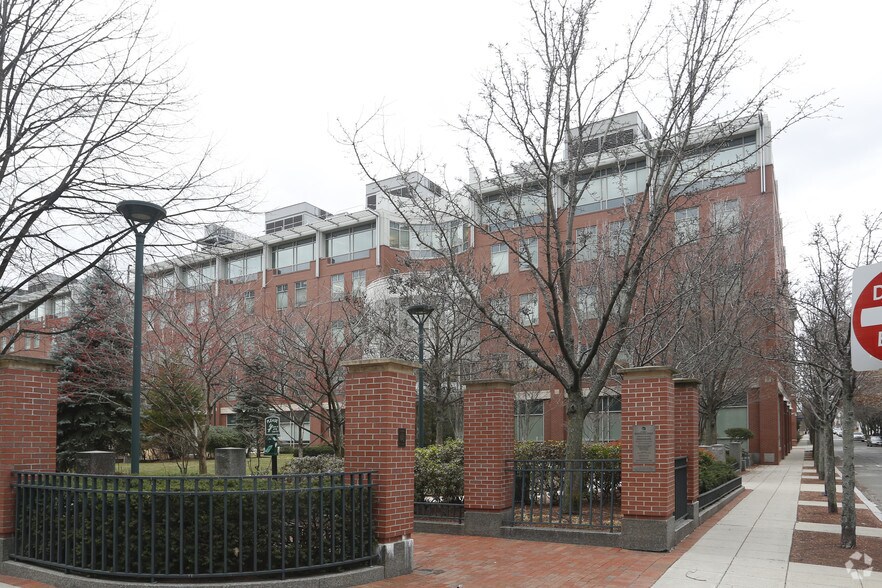 More Photos Of 45 Sidney St, Cambridge Office For Lease