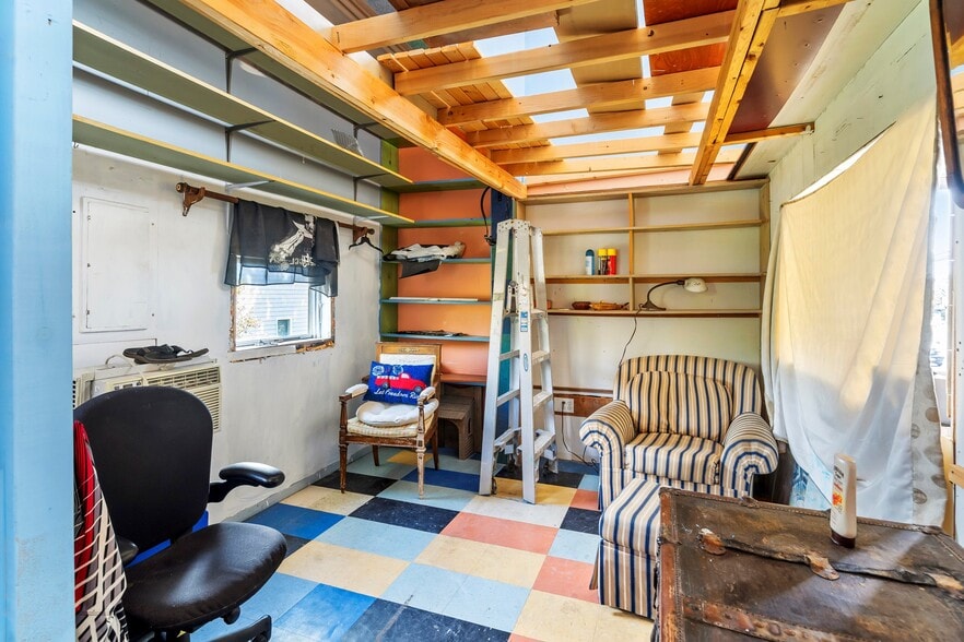 More Photos Of 12900 Long Beach Blvd, Long Beach Township Loft Creative Space For Sale