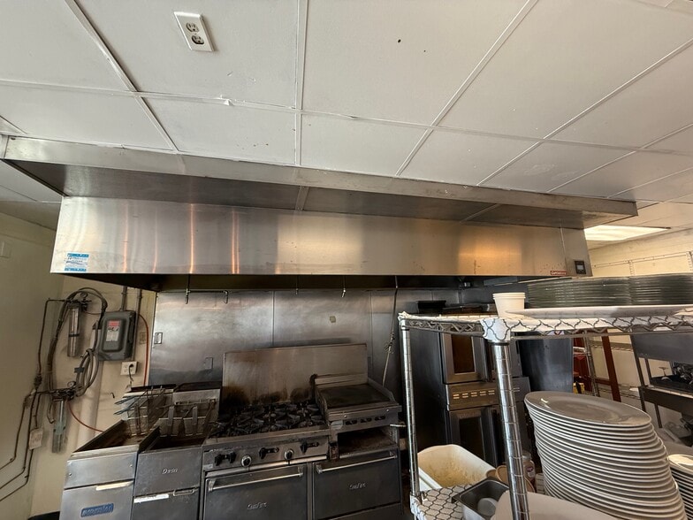 More Photos Of 923 Sligo Ave, Silver Spring Freestanding For Lease