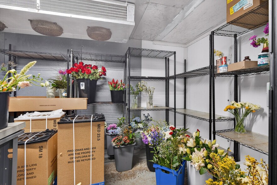 More Photos Of 22 S Main St, Allentown Office For Sale