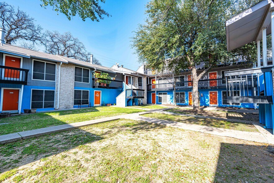 More Photos Of 2850 Clydedale Dr, Dallas Apartments For Sale