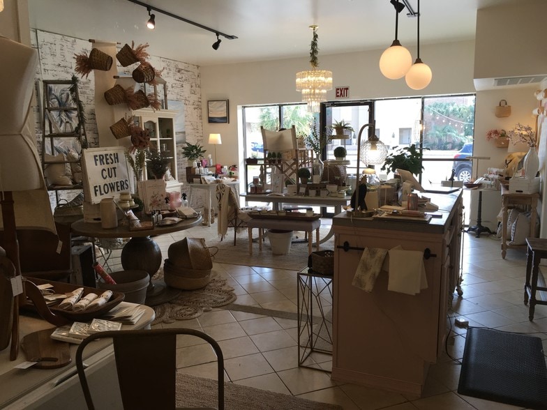 More Photos Of 936 Savannah Hwy, Charleston Freestanding For Sale