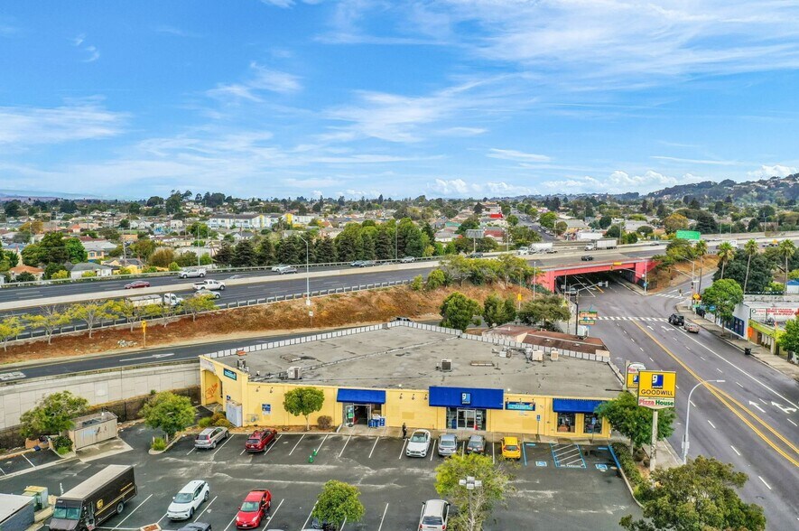 More Photos Of 12341 San Pablo Ave, Richmond Freestanding For Lease