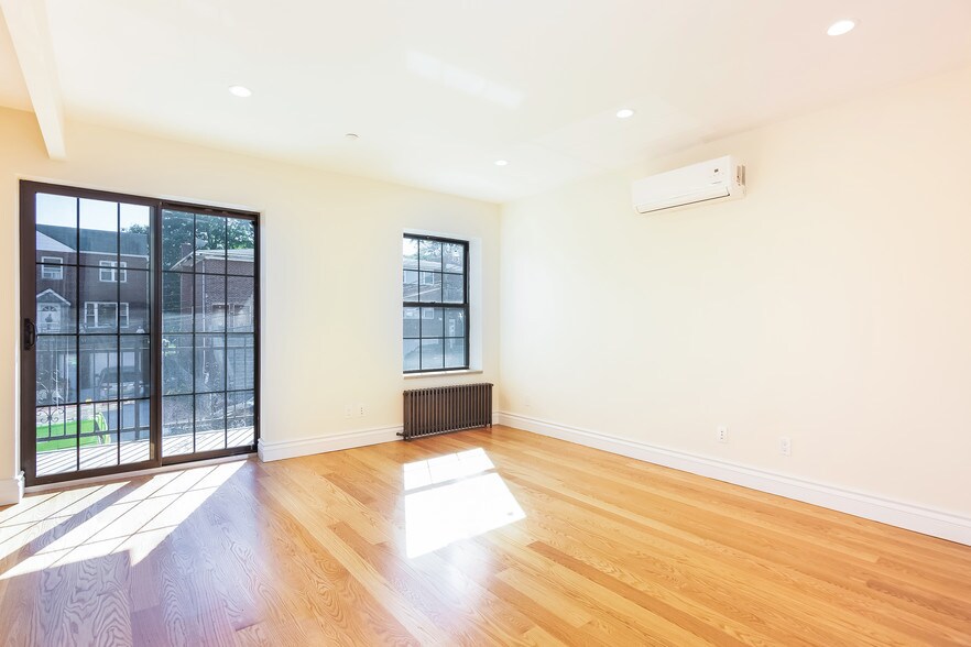 More Photos Of 211 W 252nd St, Bronx Apartments For Sale