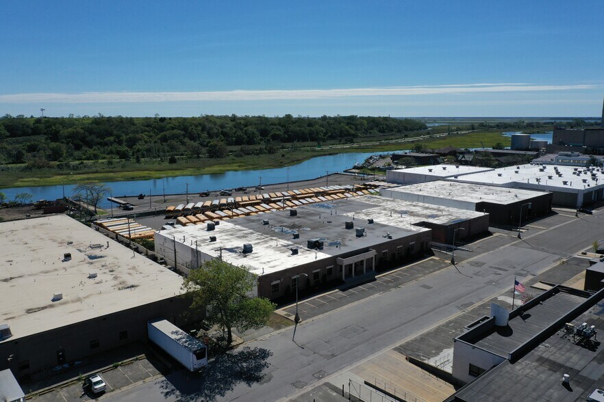 More Photos Of 225 Buffalo Ave, Freeport Warehouse For Sale