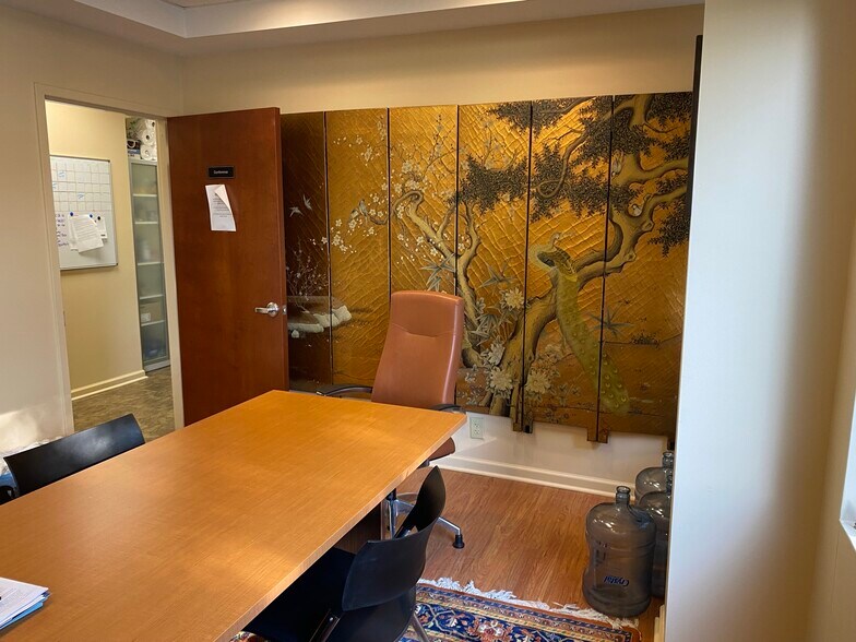 More Photos Of 601 Bethlehem Pike, Montgomeryville Medical For Sale