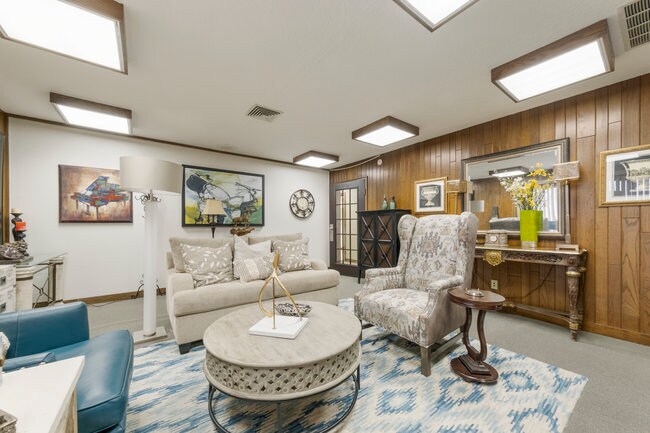 More Photos Of 1719 E 71st St, Tulsa Office Residential For Sale