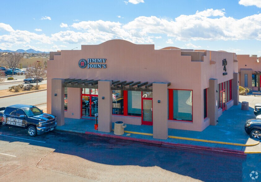 More Photos Of 3526 Zafarano Dr, Santa Fe Freestanding For Lease