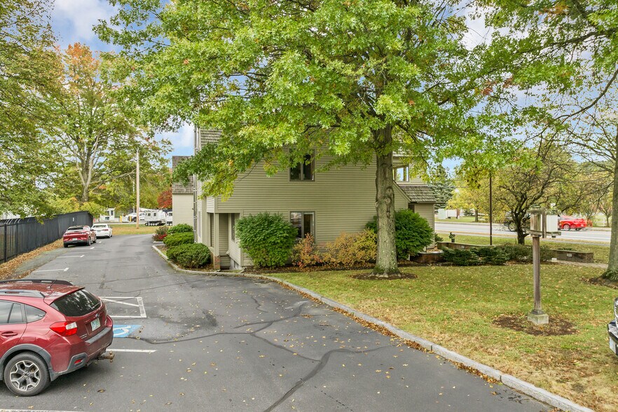 More Photos Of 68 Lyme Rd, Hanover Office Residential For Sale