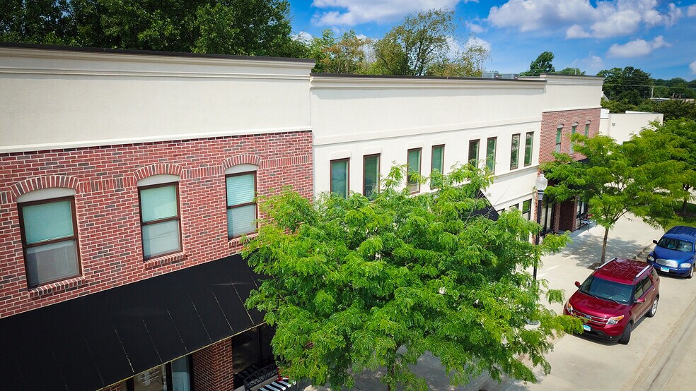 More Photos Of 1391 MT Zion Pky, Mount Zion General Retail For Sale