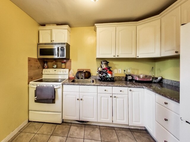 More Photos Of 314-324 105th Ave, Oakland Apartments For Sale